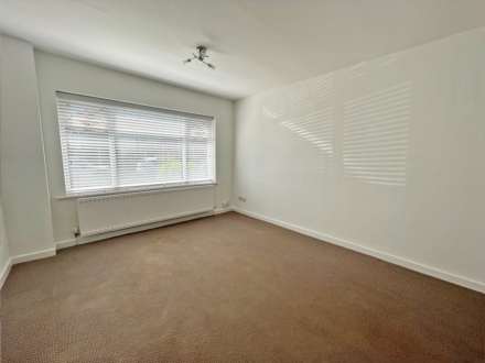 Rainshaw Street, Royton, Image 2