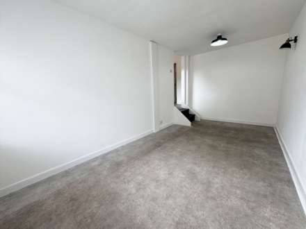 Rainshaw Street, Royton, Image 6