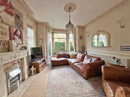 Stamford Road, Lees, Image 2