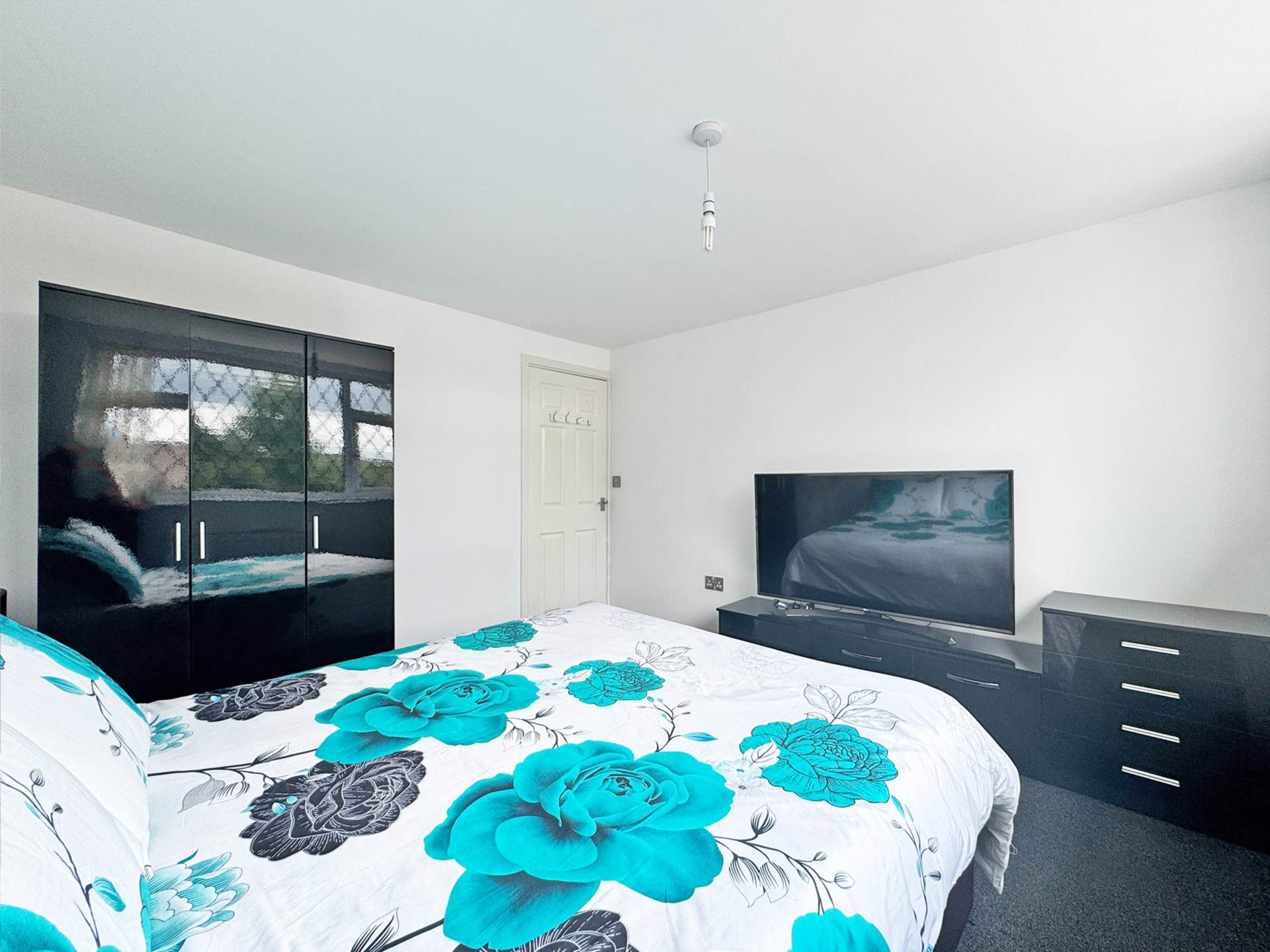 Denbydale Way, Oldham, Image 14