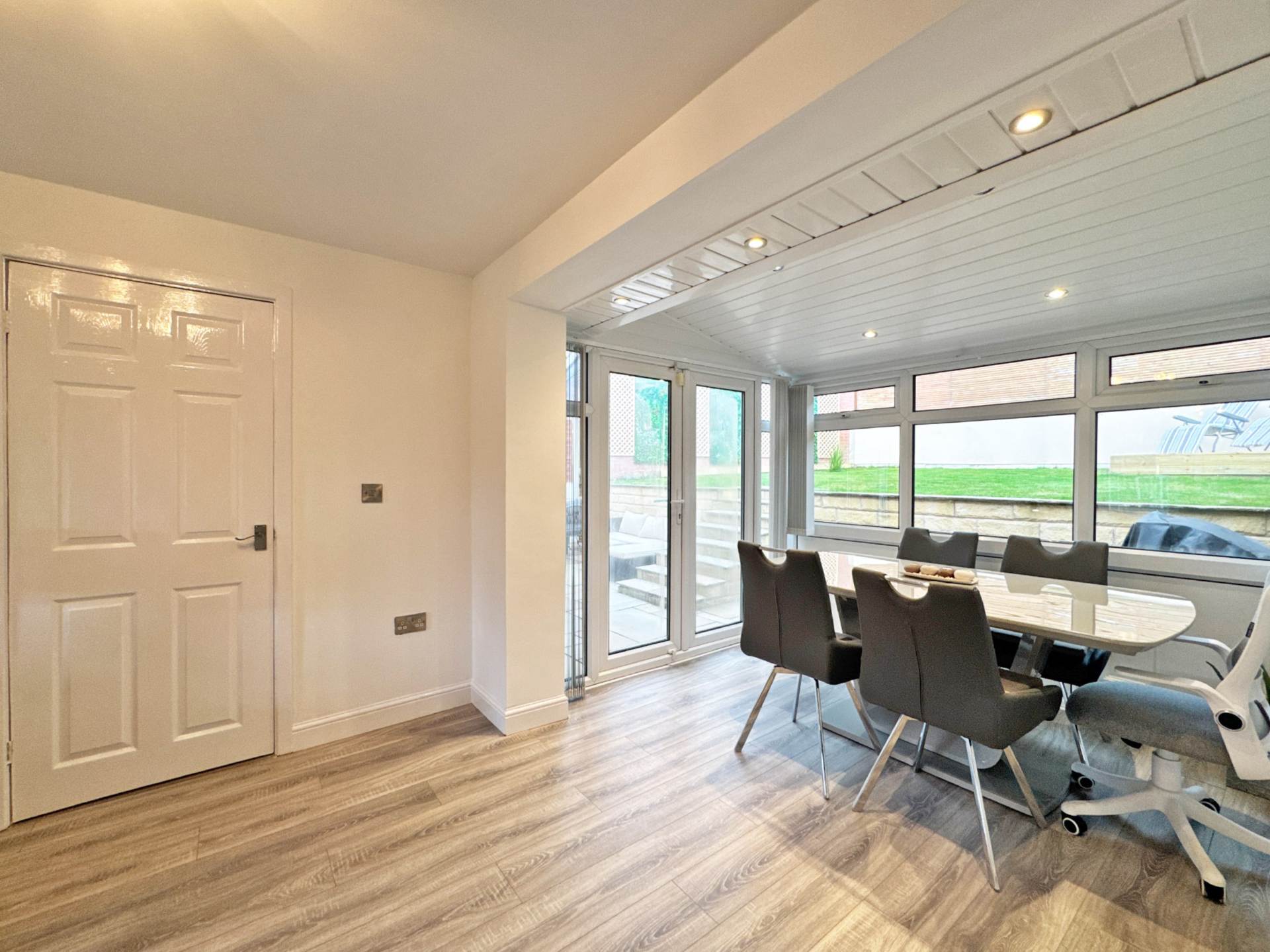 Denbydale Way, Oldham, Image 4