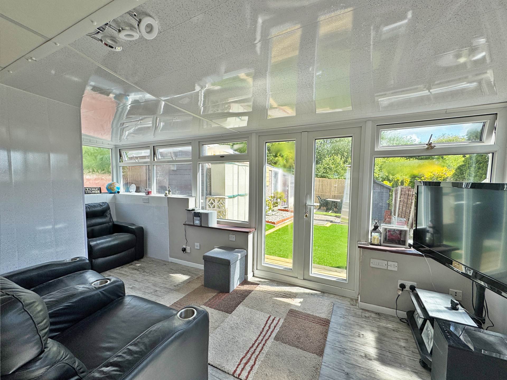 Oak Avenue, Royton, Image 4