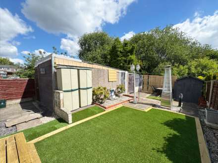 Oak Avenue, Royton, Image 15