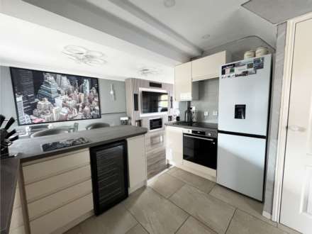 Oak Avenue, Royton, Image 6