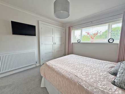 Penthorpe Drive, Royton, Image 11