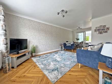 Penthorpe Drive, Royton, Image 3