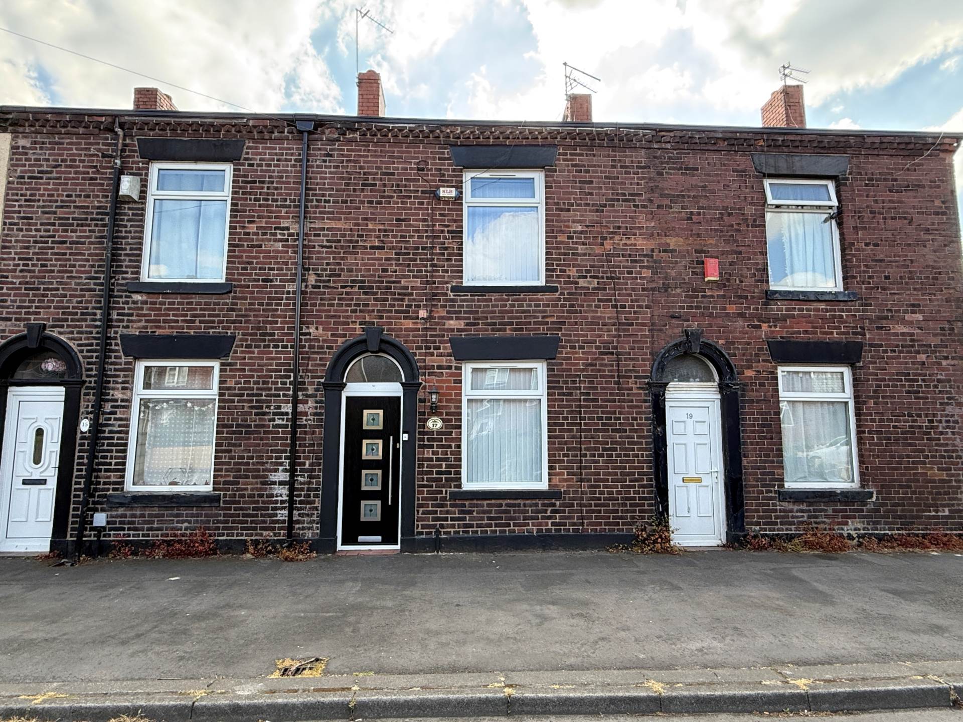 Moor Street, Oldham, Image 1