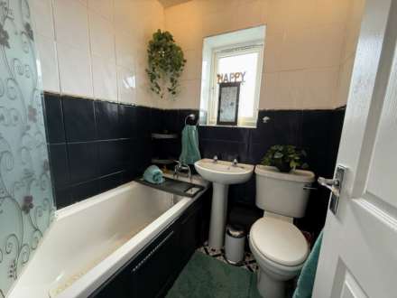 Moor Street, Oldham, Image 10
