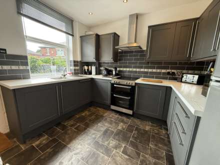 Moor Street, Oldham, Image 4