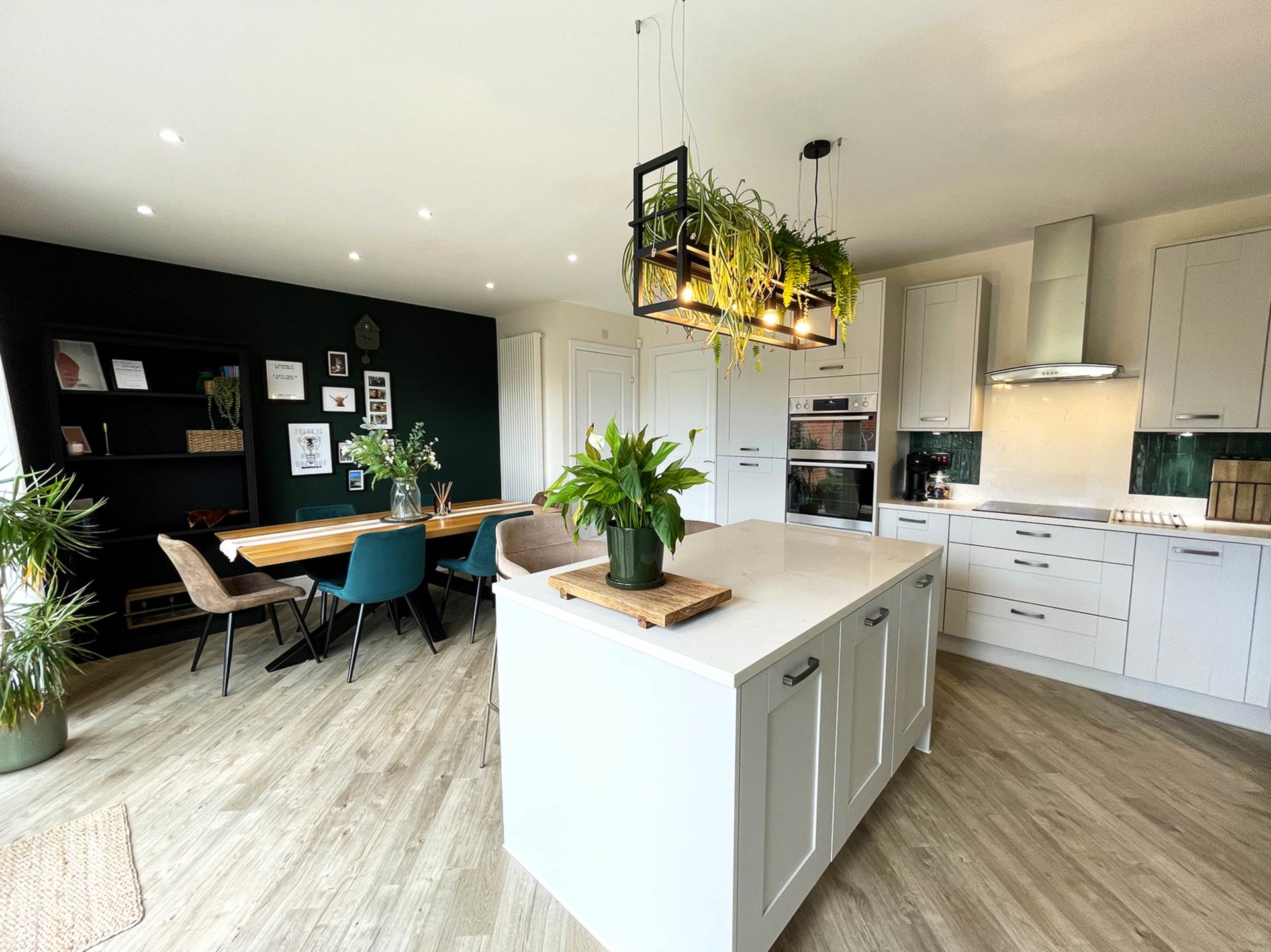 Campion Drive, Oldham, Image 2