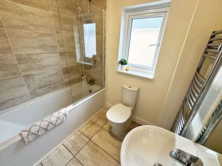 Campion Drive, Oldham, Image 18