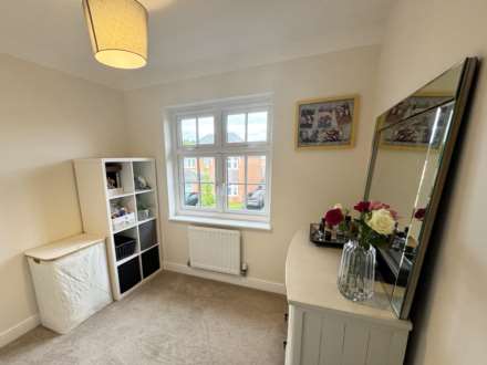Campion Drive, Oldham, Image 19