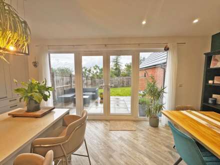 Campion Drive, Oldham, Image 8