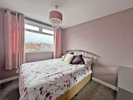 Helston Drive, Royton, Oldham, Image 10