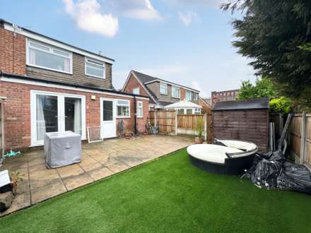 Helston Drive, Royton, Oldham, Image 13