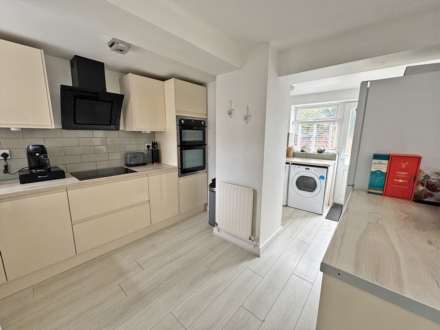 Helston Drive, Royton, Oldham, Image 5
