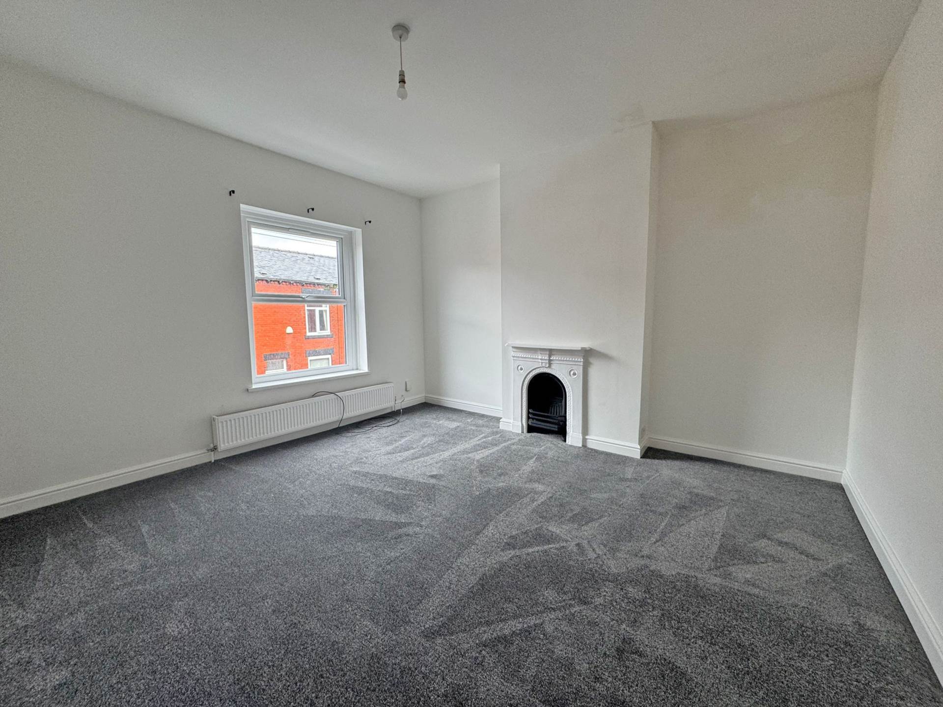 Adlington Street, Waterhead, Image 7