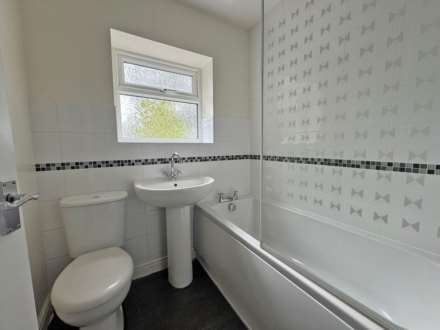 Adlington Street, Waterhead, Image 11