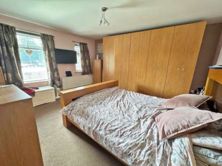 Old Edge Lane, Royton, Oldham, Image 4