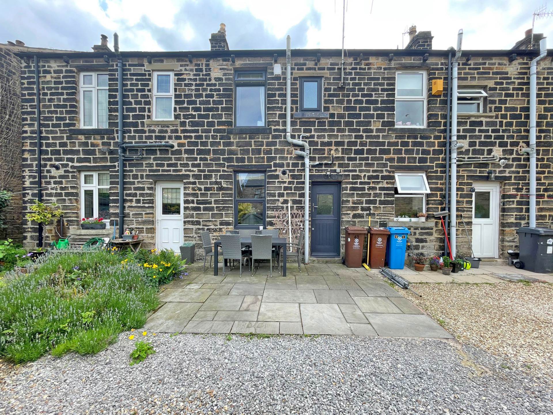 Chew Valley Road, Greenfield, Image 10