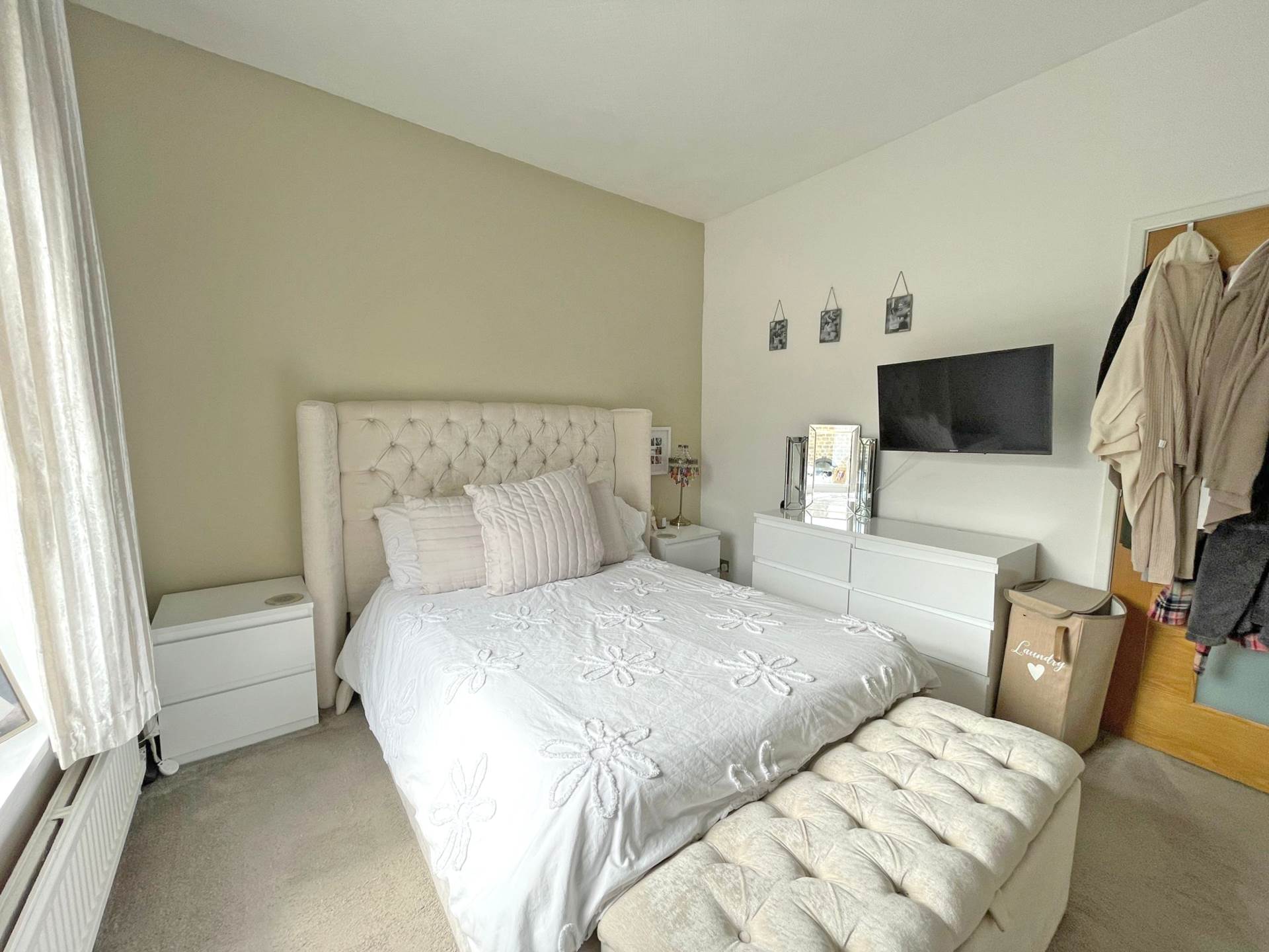 Chew Valley Road, Greenfield, Image 11