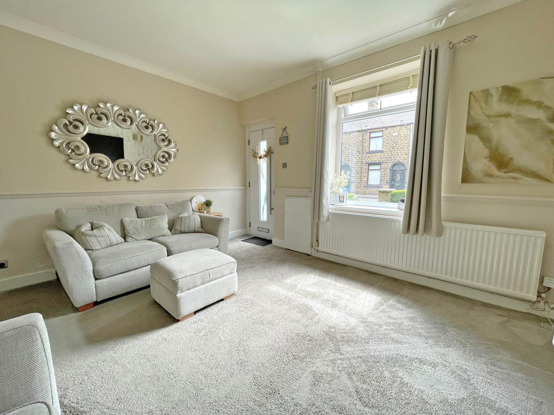 Chew Valley Road, Greenfield, Image 5