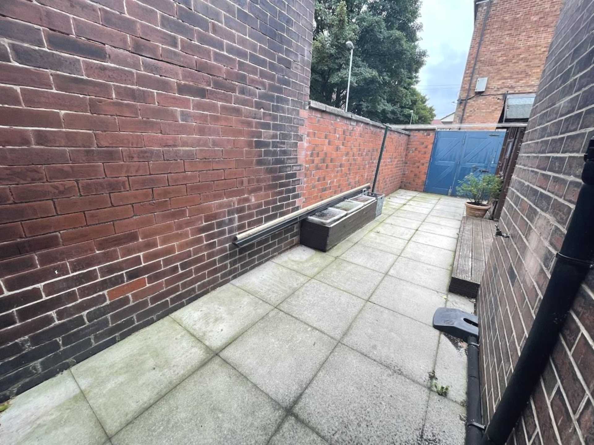 London Road, Derker, Image 19