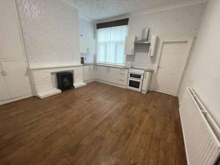 London Road, Derker, Image 5