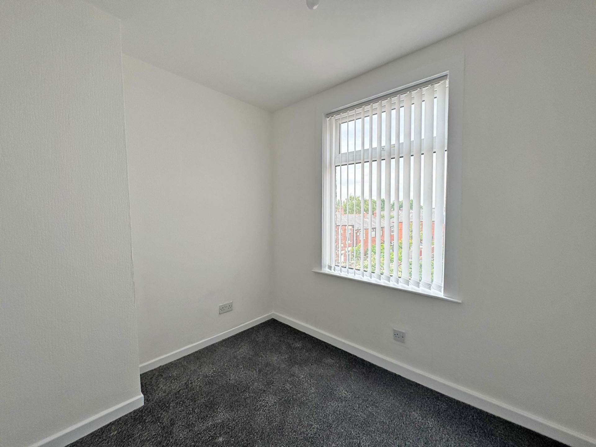 Charles Street, Royton, Image 9