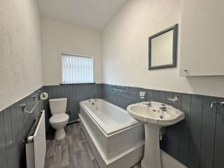 Charles Street, Royton, Image 11
