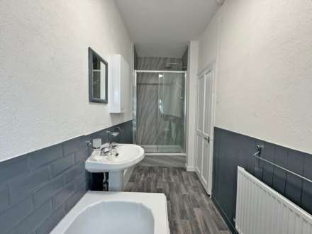 Charles Street, Royton, Image 12
