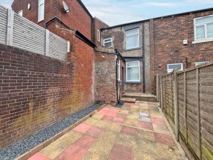 Charles Street, Royton, Image 13