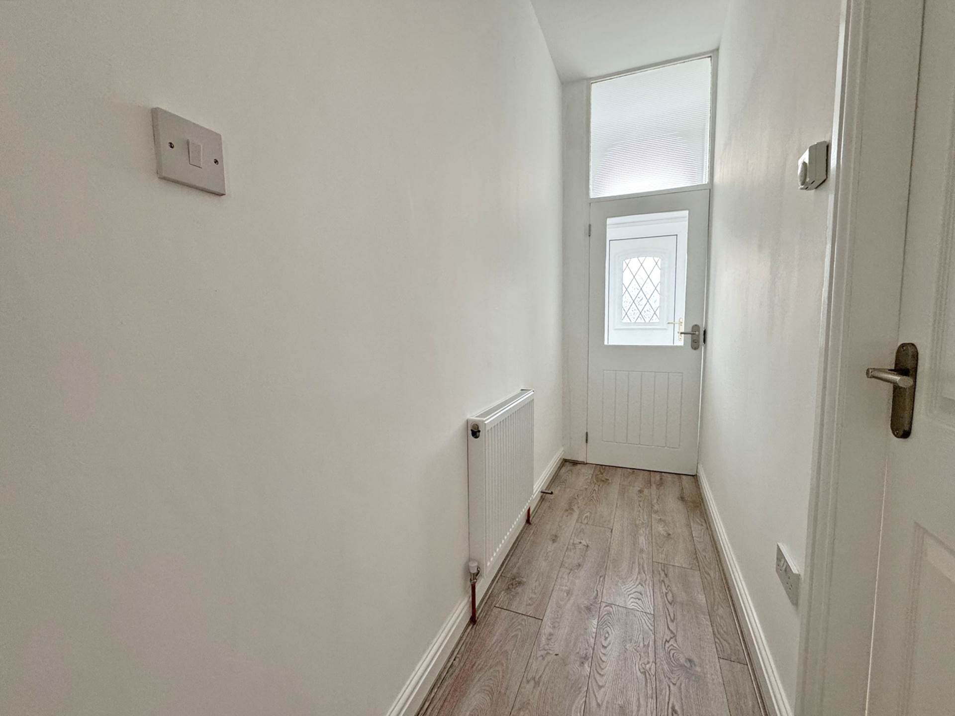 Rochdale Road, Royton, Image 2