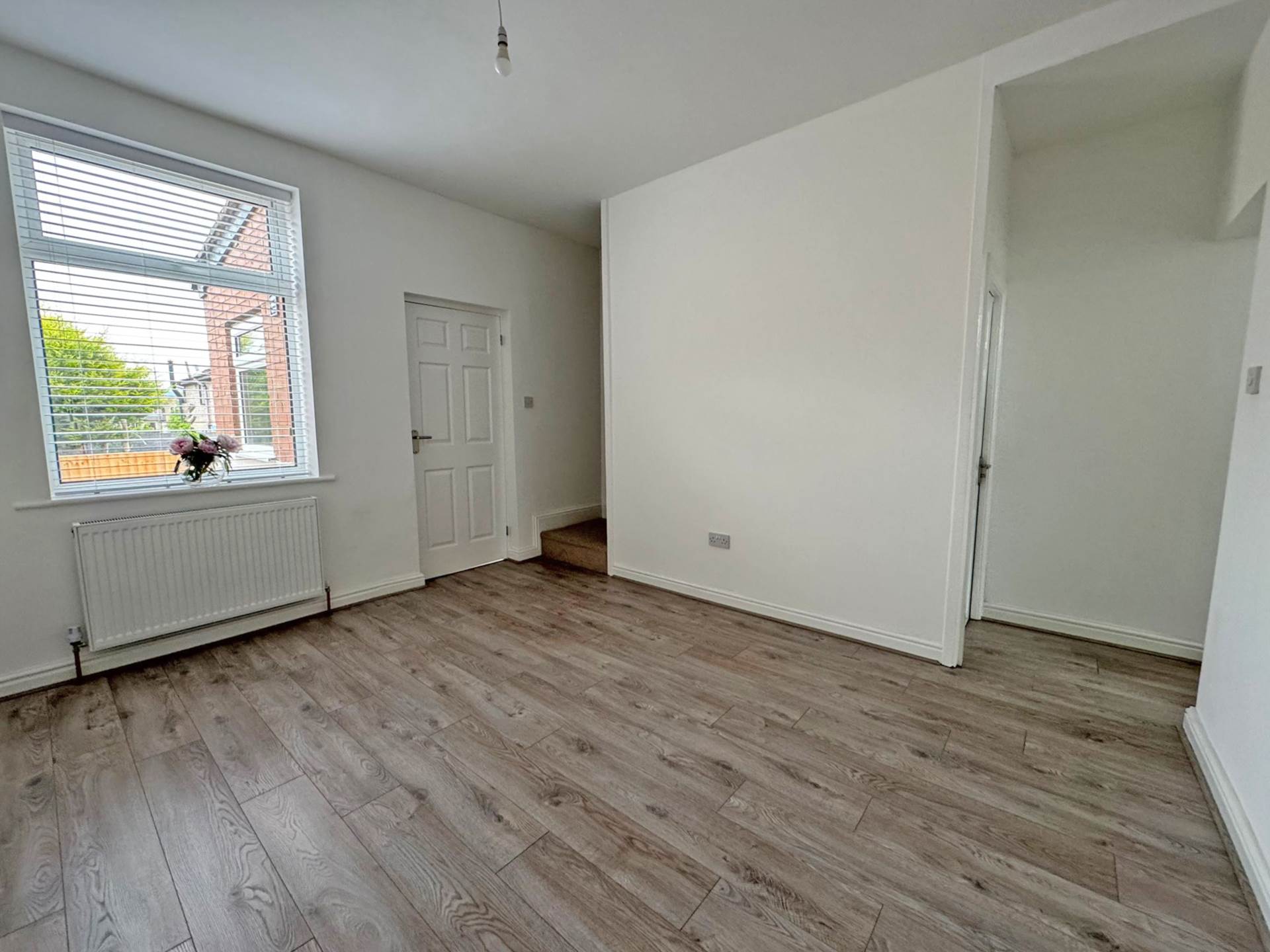 Rochdale Road, Royton, Image 8