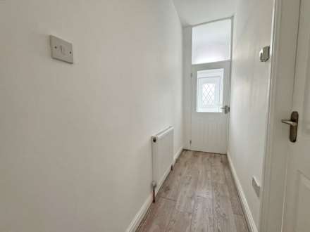 Rochdale Road, Royton, Image 2