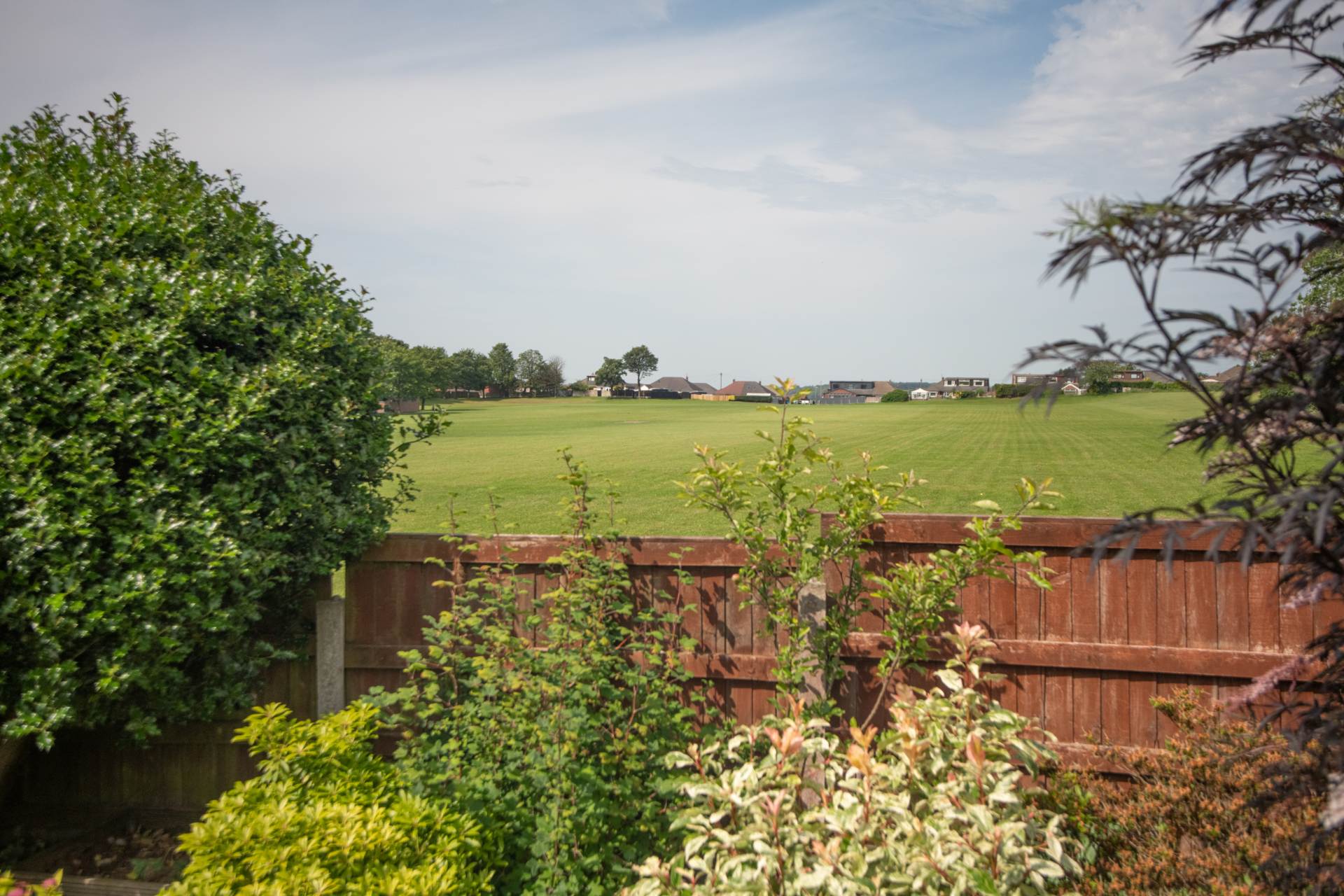 Manor Road, Shaw, Image 25