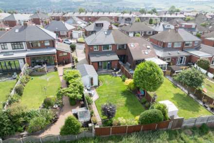 Manor Road, Shaw, Image 23