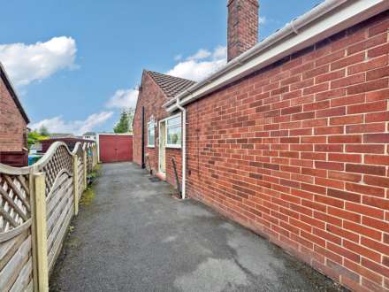 Windermere, Royton, Oldham, Image 11