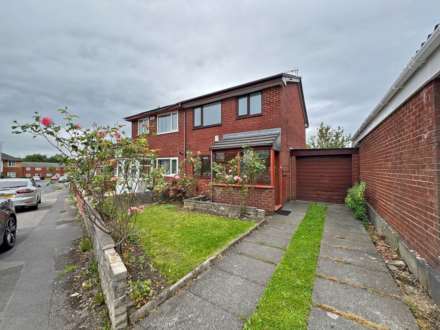 3 Bedroom Semi-Detached, Old Lane, Chadderton