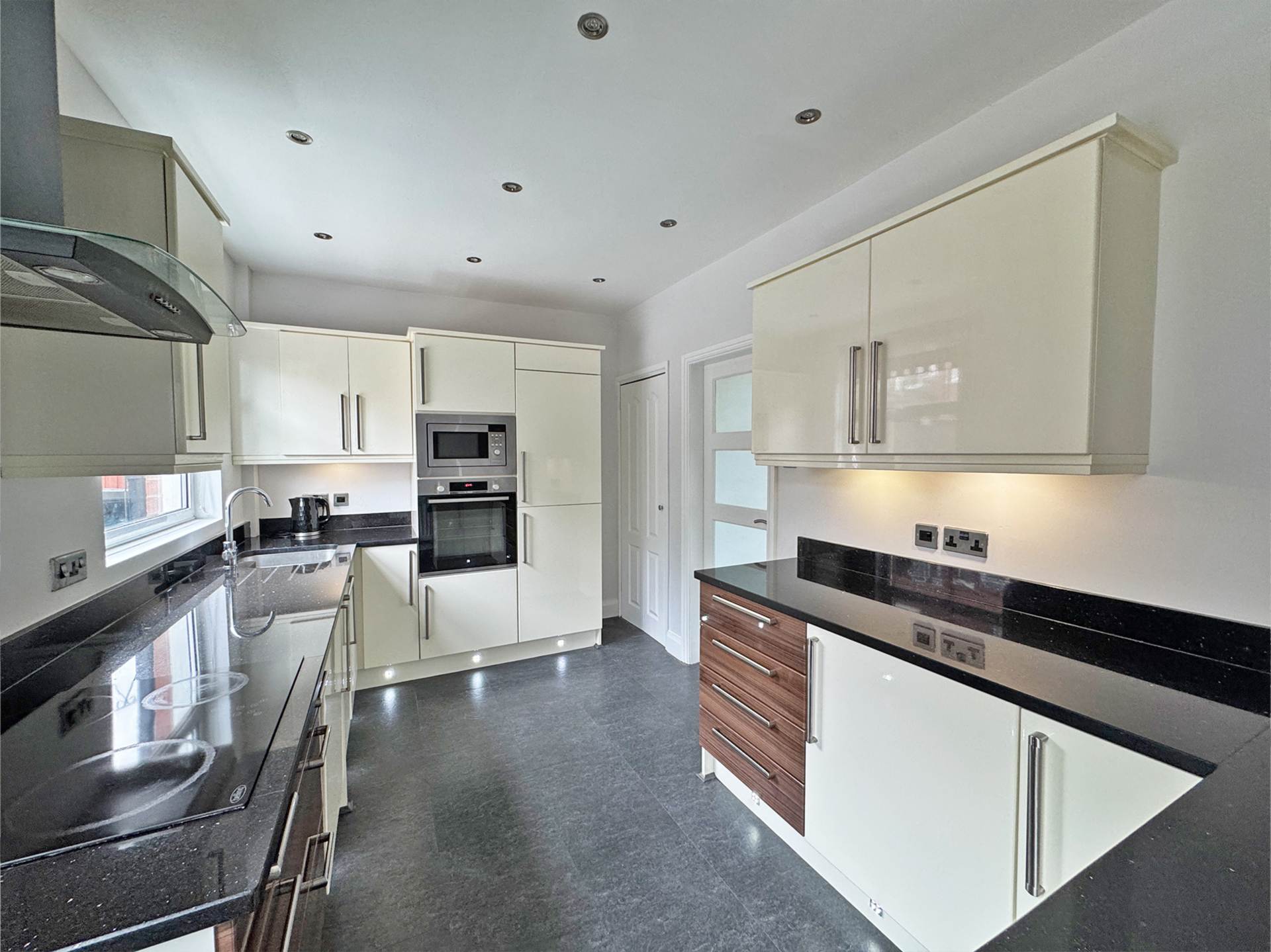 Oakworth Croft, Moorside, Oldham, Image 6