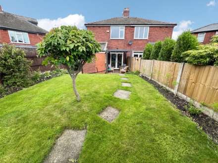 Longfield Road, Shaw, Image 14