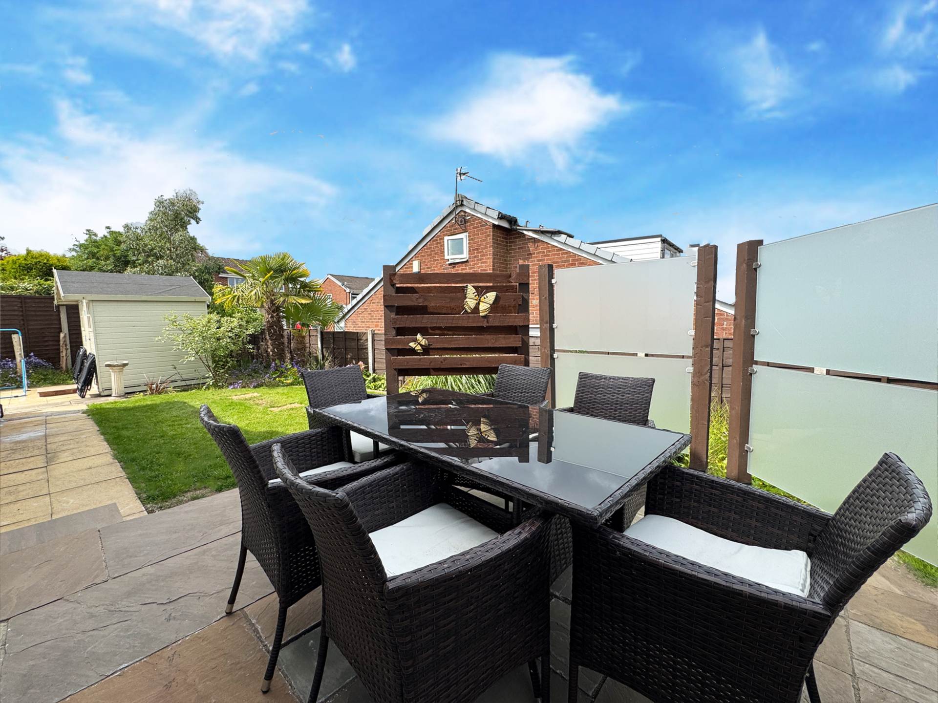 Old Brook Close, Shaw, Image 16