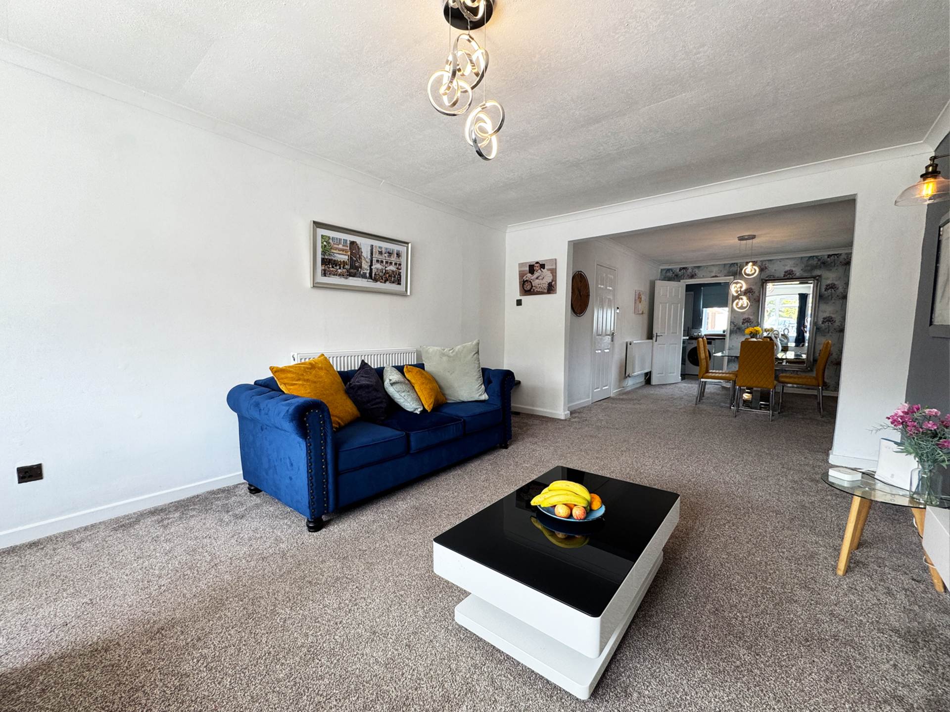 Old Brook Close, Shaw, Image 4