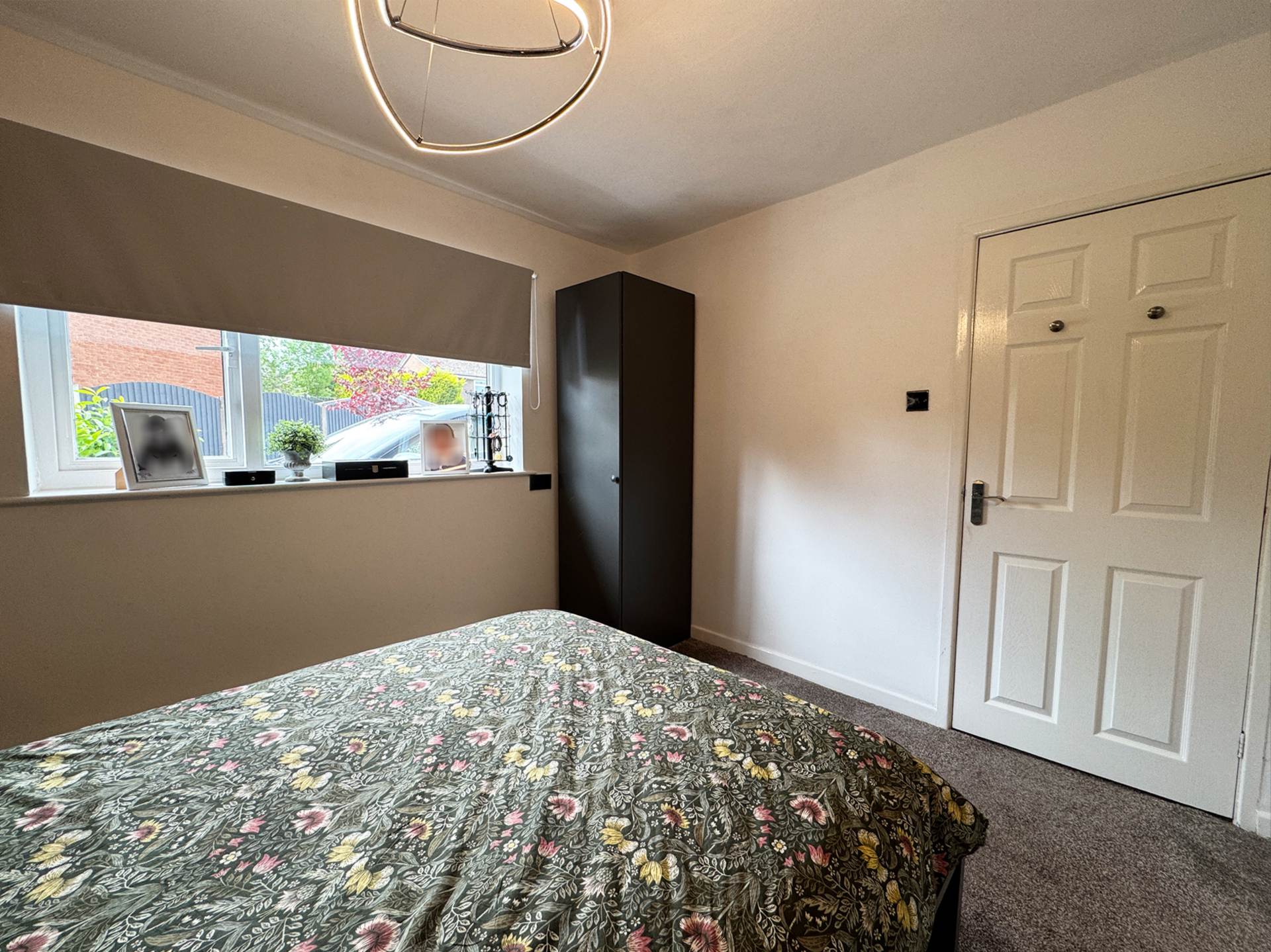 Old Brook Close, Shaw, Image 9