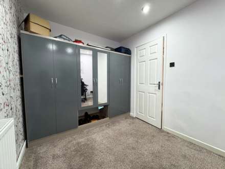 Old Brook Close, Shaw, Image 11