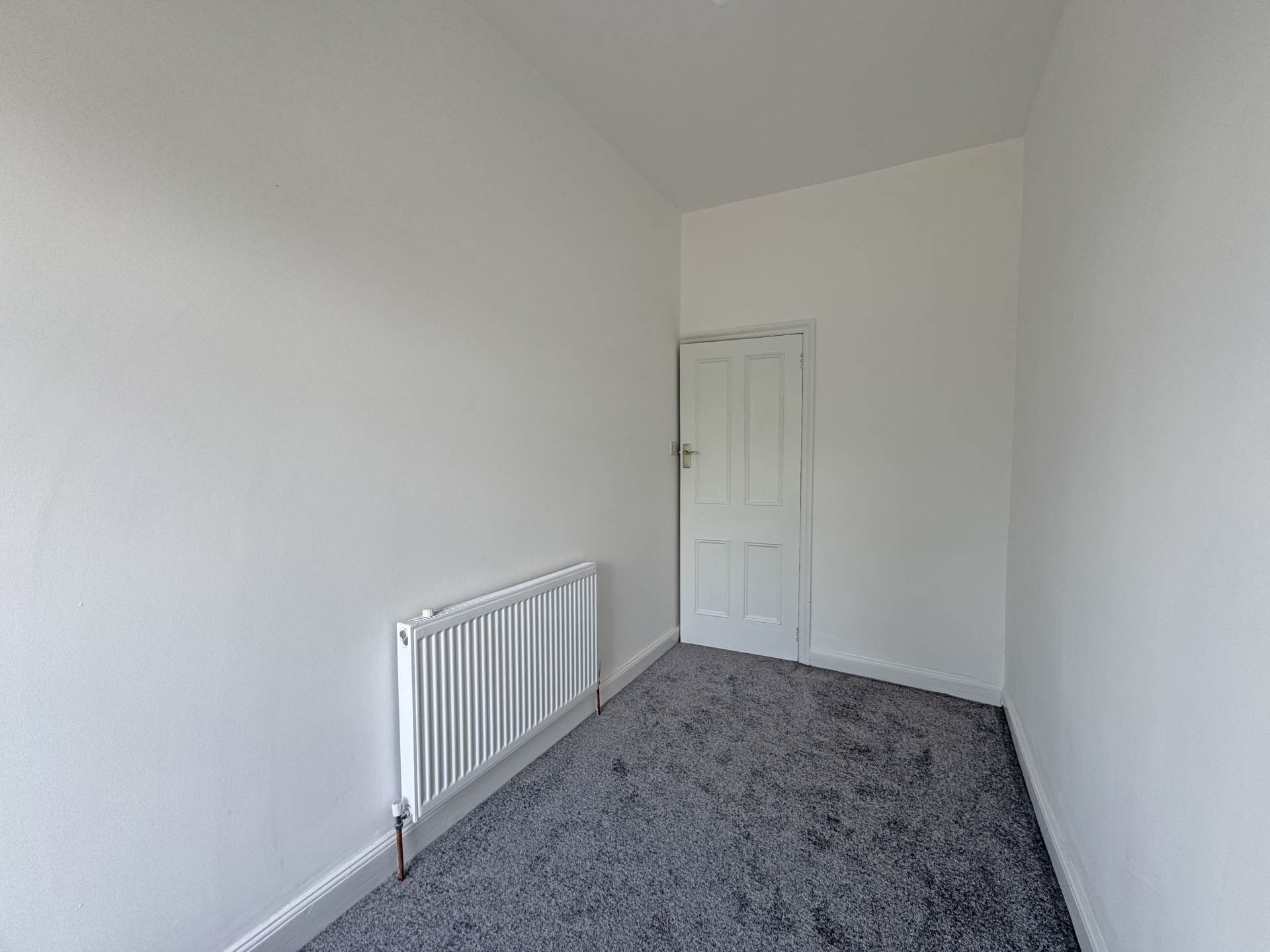 Grains Road, Shaw, Image 24