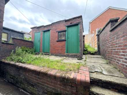 Grains Road, Shaw, Image 27