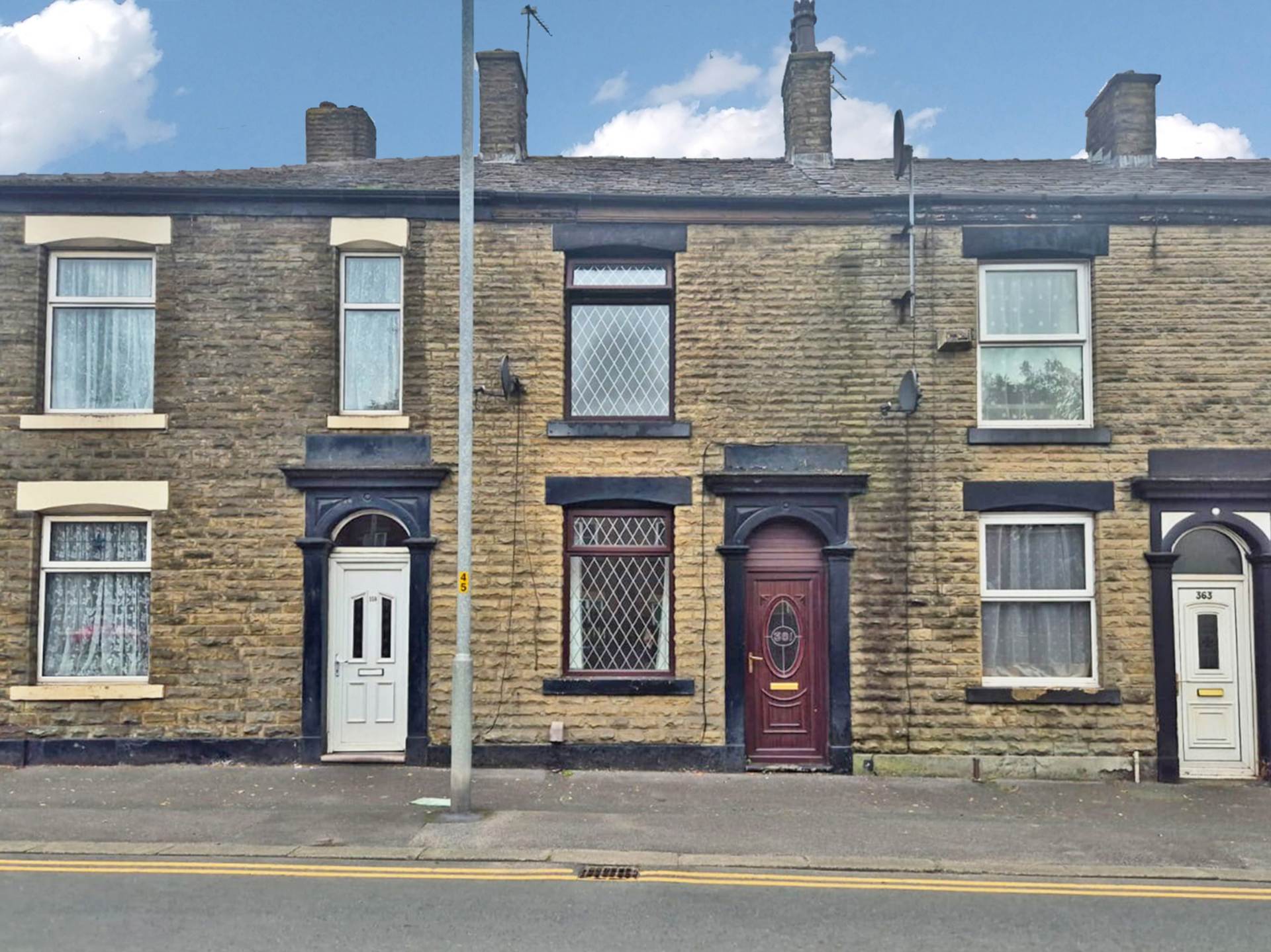 Rochdale Road, High Crompton, Image 1