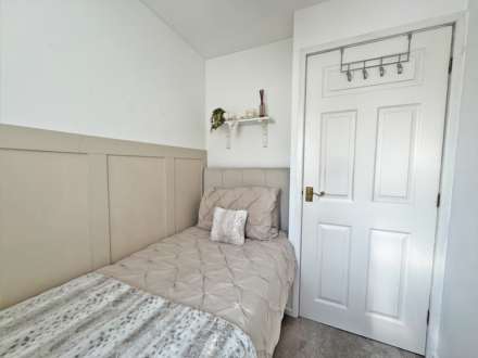 Sunhill Close, Rochdale, Image 18