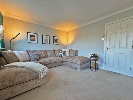 Sunhill Close, Rochdale, Image 3